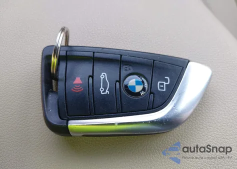 2021 BMW X3 xDrive30I z USA, uszkodzony, nr VIN 5UXTY5C01M9H85033